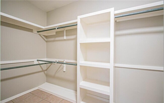 Building Photo - 6709 Haddonfield St