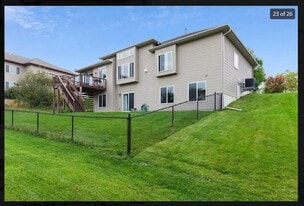 Building Photo - 2103 Glen Oaks Knl