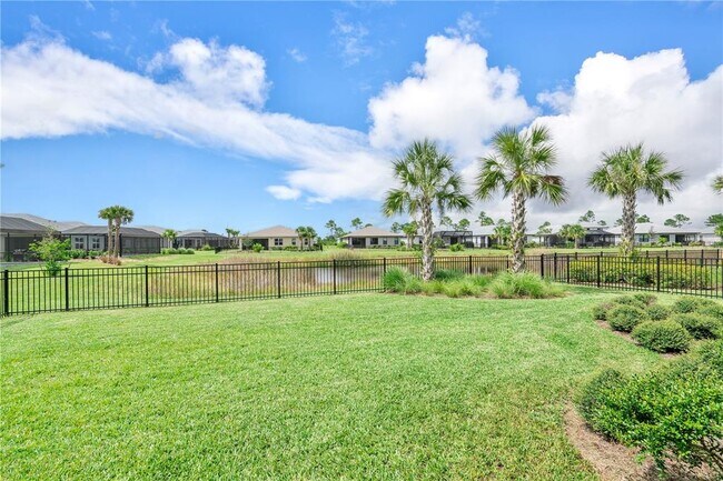 Building Photo - 16369 Palmetto St