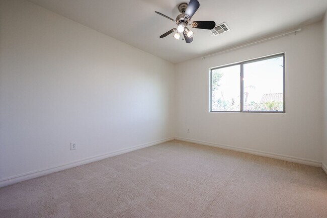 Building Photo - 2744 E Donato Dr