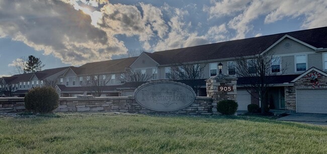 Primary Photo - 905 Franklin Rd
