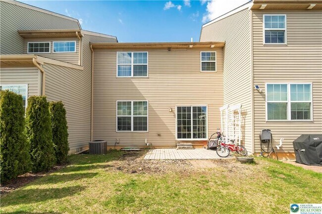 Building Photo - 5136 Dogwood Trail