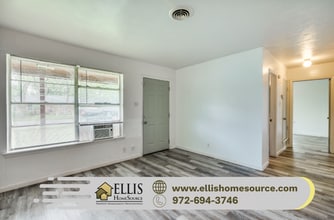 Building Photo - Charming Irving Home with Fenced Backyard & Pet-Friendly Living
