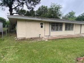 Building Photo - 5322 Dewberry St