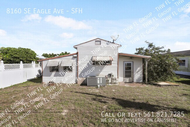 Building Photo - 8160 SE Eagle Ave