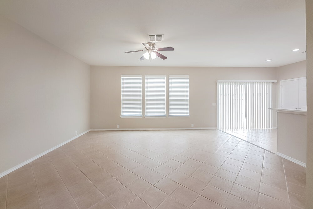 Building Photo - 26138 Flinton Dr