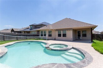 Building Photo - 8238 Arezzo Dr