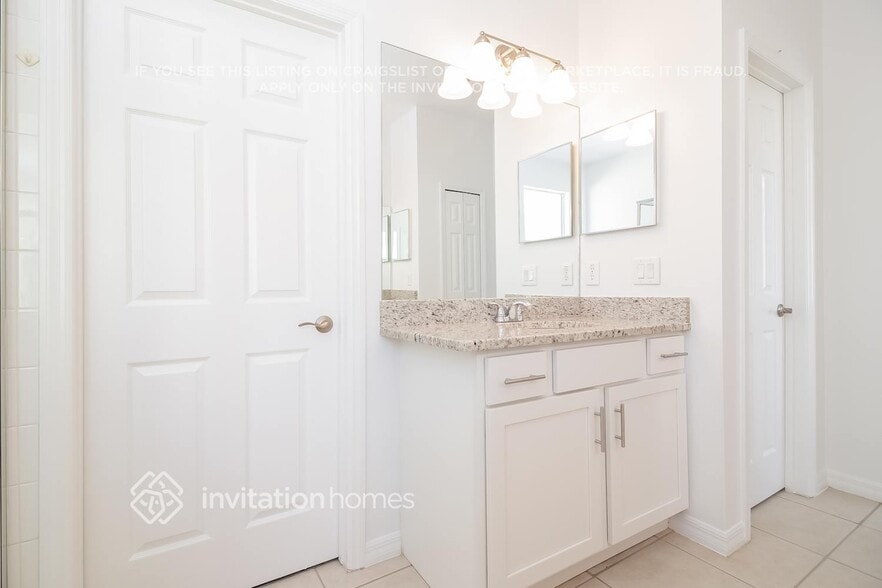 Building Photo - 643 Bridgeway Blvd