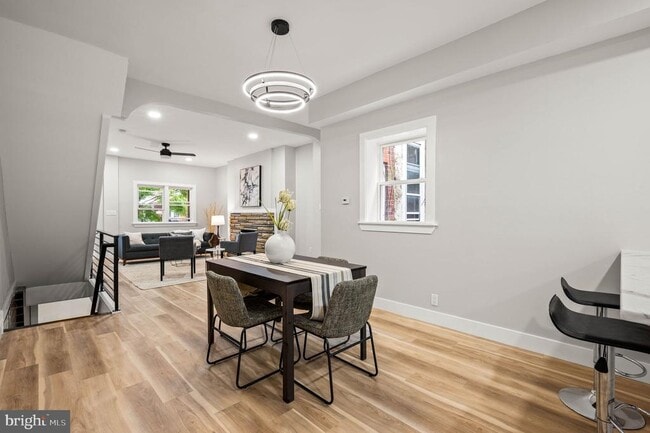 Building Photo - 5113 W Thompson St