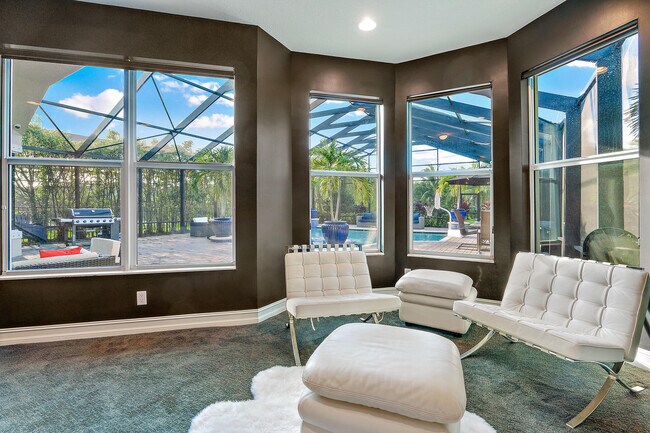 Building Photo - 279 Carina Dr