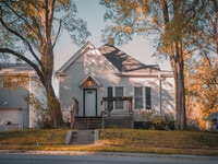 Building Photo - 4224 Patrick Ave