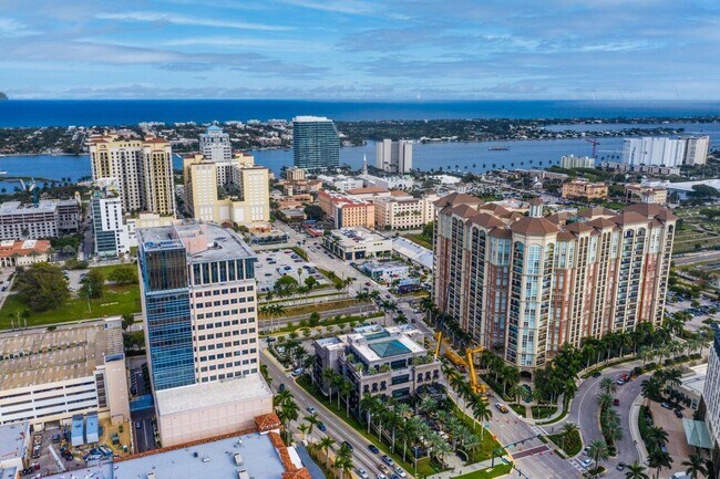 Building Photo - 550 Okeechobee Blvd