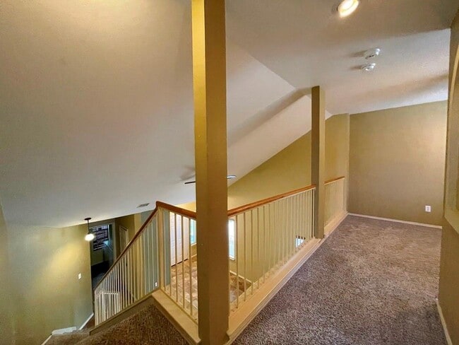 Building Photo - 5206 Hartson