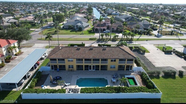 Building Photo - 5420 Chiquita Blvd S