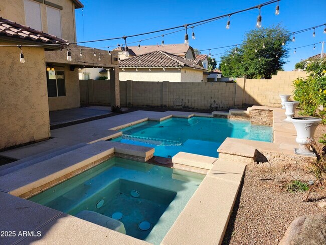 Building Photo - 7762 E Boston St