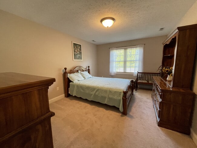Building Photo - 509 Capstone Dr