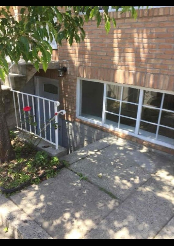 Building Photo - 2 Woodcutters Ln