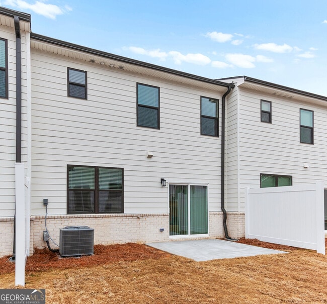 Building Photo - 1105 Holland Rose Dr