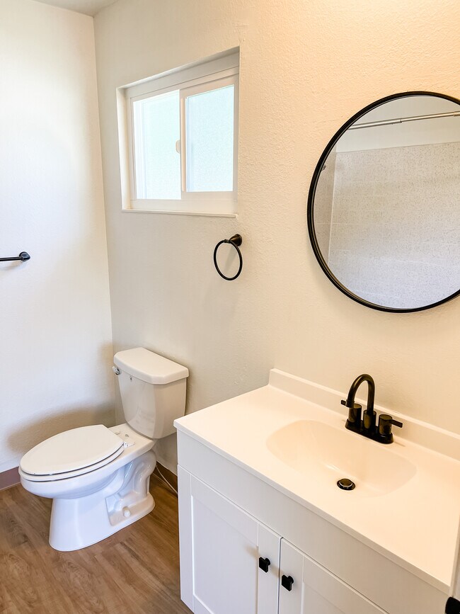 Building Photo - 1351 Arcadian Ave