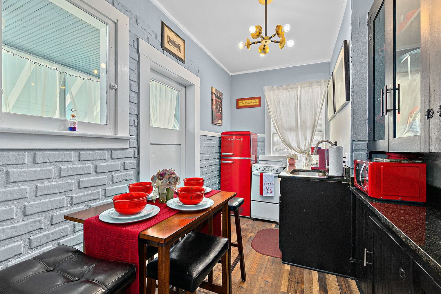 Building Photo - 6 Rohde Ave
