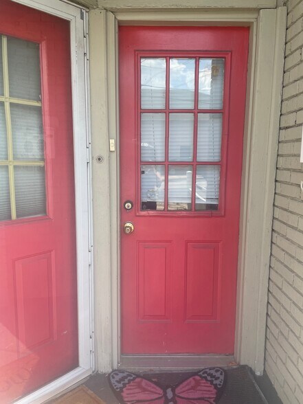 Building Photo - 2747 Limekiln Pike