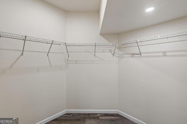 Building Photo - 160 Janney Cir