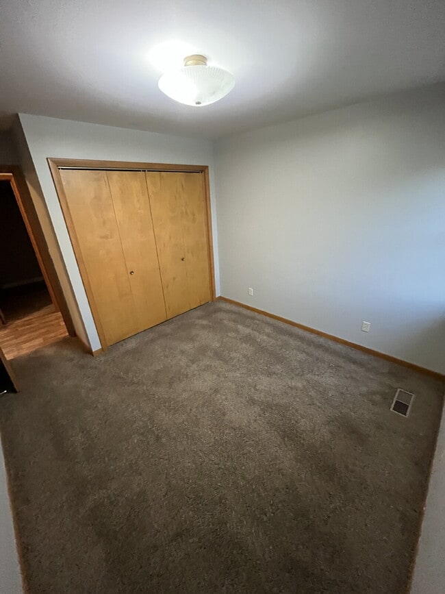 Building Photo - 1331 Spruce Ave