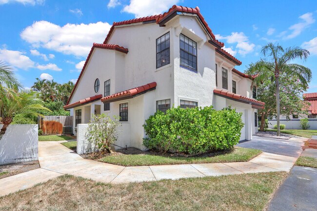 Building Photo - 13483 Fountain View Blvd