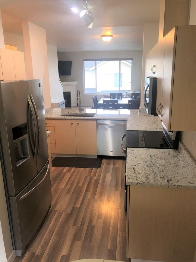 Building Photo - 2bd/2.5ba Duvall House