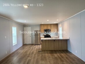 Building Photo - 2884 Yellowcreek rd-1323