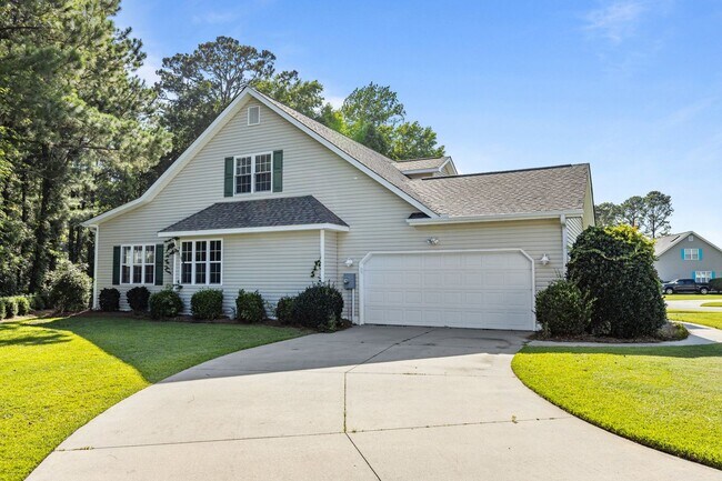 Building Photo - 212 Carefree Ln