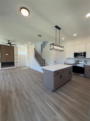 Building Photo - 5634 Mesa Cir