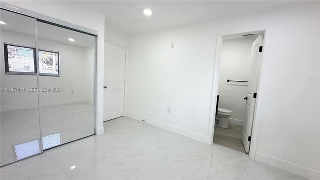 Building Photo - 1304 NW 43rd St