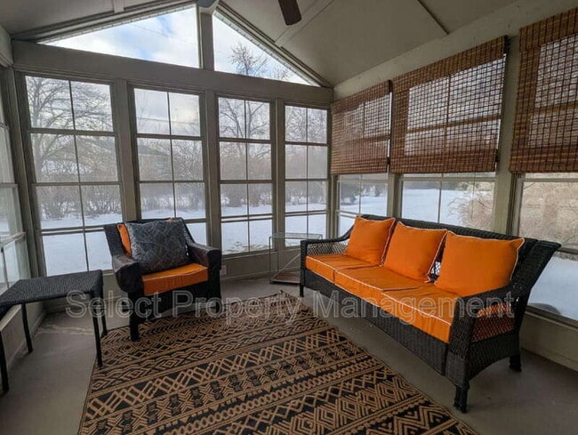 Building Photo - 5201 Willman Ln