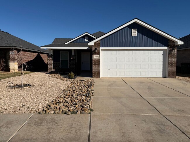Building Photo - Pre leasing for July: 3/2 located in Upland Crossing!