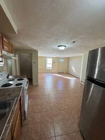 Building Photo - 126 Marianna St