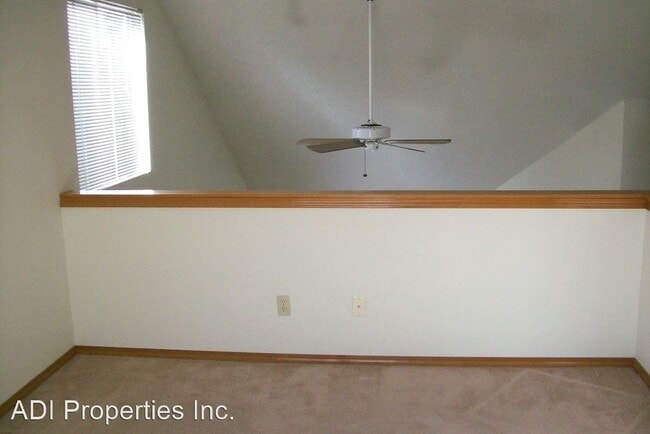 Building Photo - 2 br, 2 bath House - 10362 SW Riley Ct.
