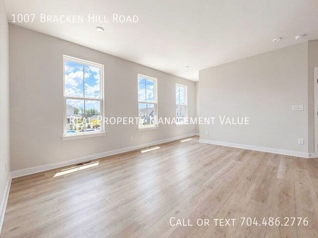 Building Photo - 1007 Bracken Hill Rd
