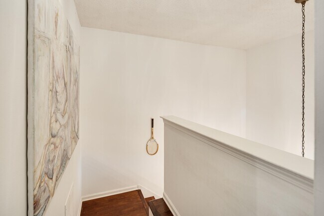 Building Photo - 1707 Belvedere Ct