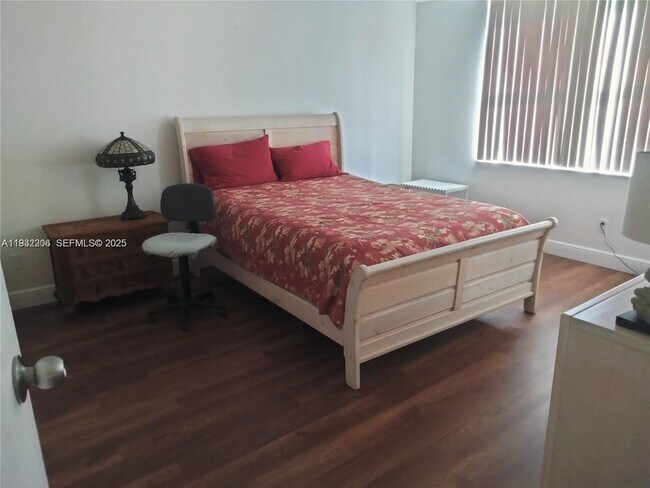 Building Photo - 3801 Environ Blvd