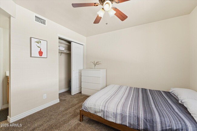 Building Photo - 3200 S Litzler Dr