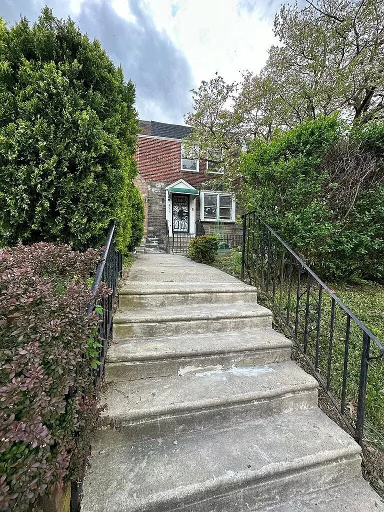 Building Photo - 8014 Williams Ave