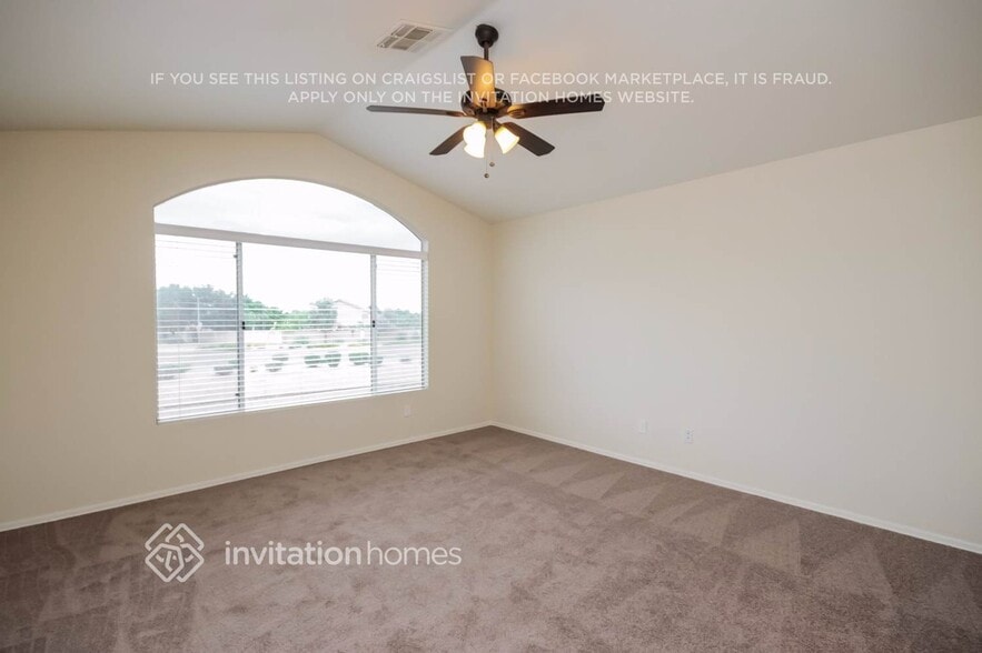 Building Photo - 6887 W Via Del Sol Dr