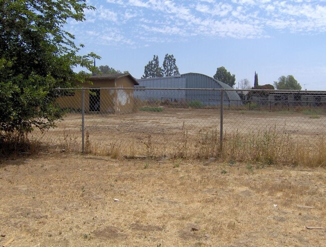 Building Photo - 5135 Pinto Pl