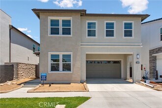 Building Photo - 160 Orange Grv