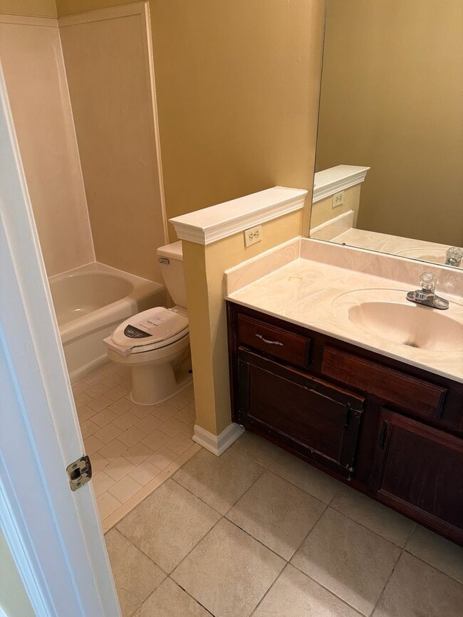 Building Photo - 4 Success Realty now offering this beautiful 3 bedrooms 2.5 bath