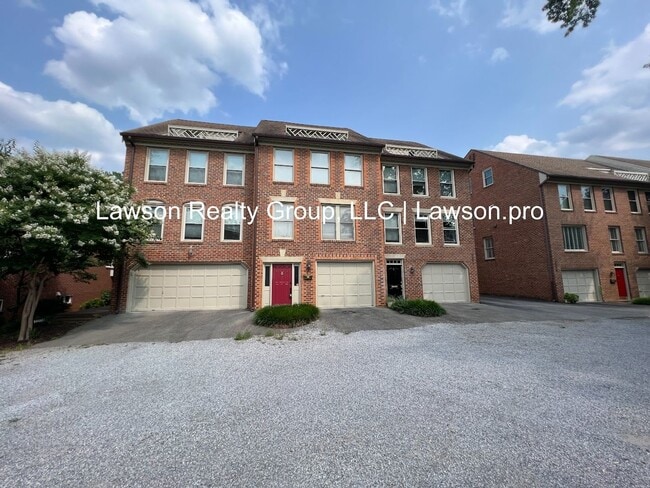 Building Photo - 2217 Jefferson St SW