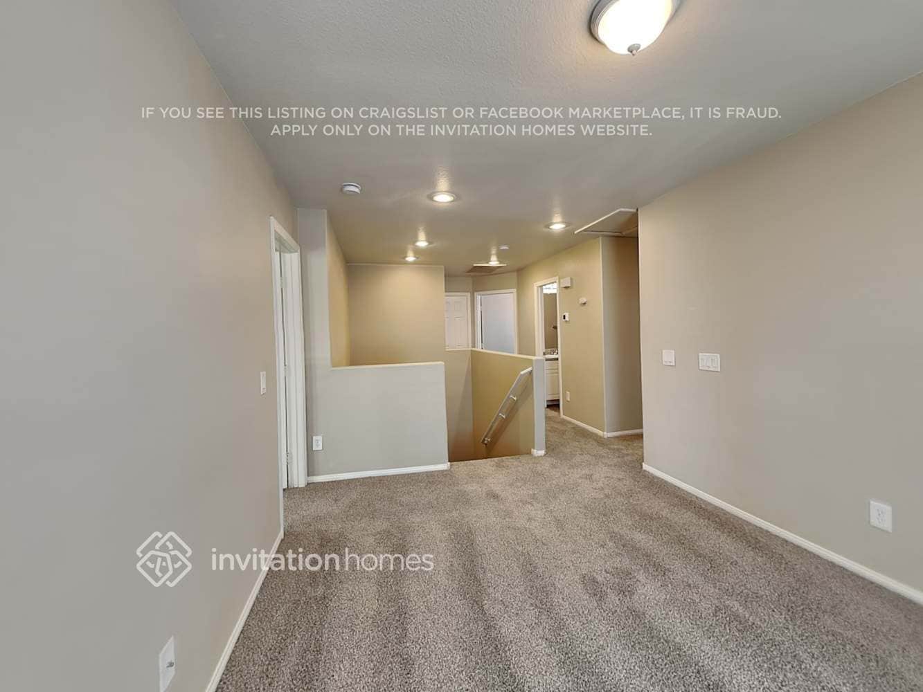 Building Photo - 11575 W Aruba Beach Ave