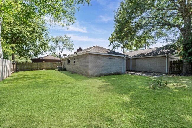 Building Photo - 17106 Telegraph Creek Dr