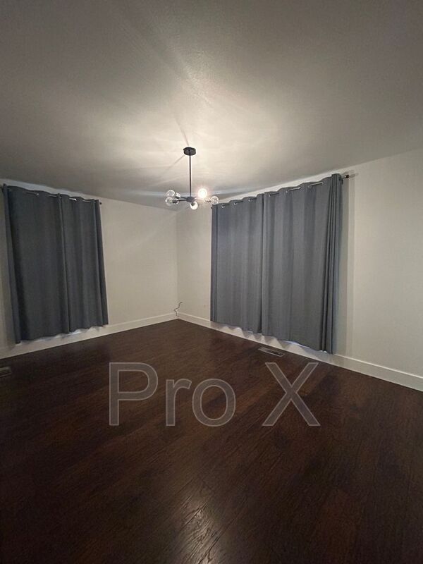 Building Photo - 6 Lambeth Cir